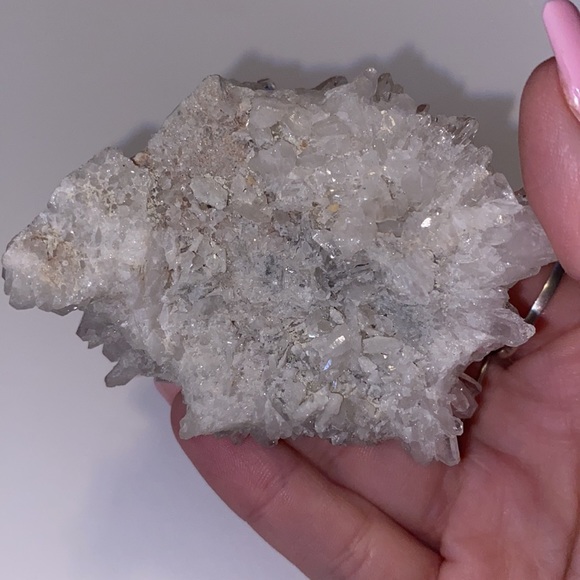 Clear Quartz Raw Crystal - Picture 5 of 5